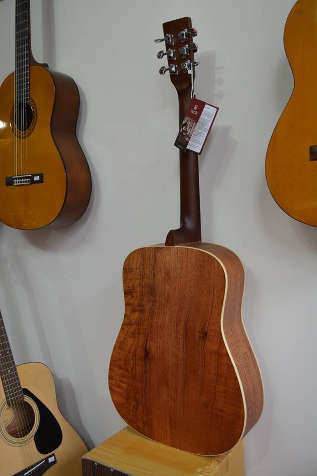 valote guitar 